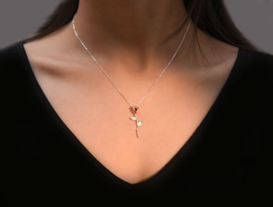 Rose Reverie Pendant Silvish