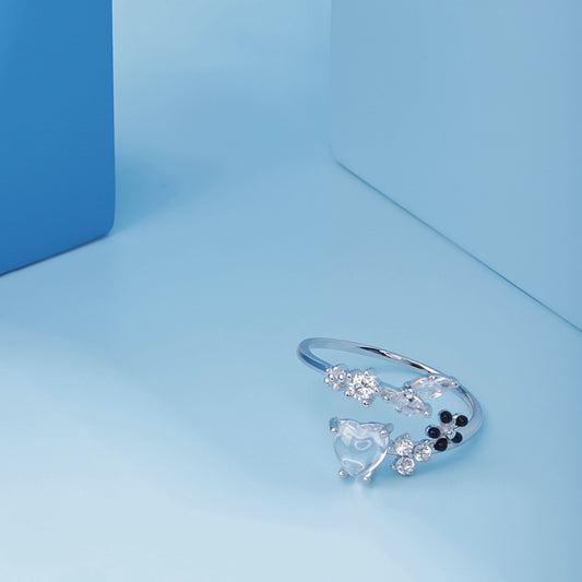 Silver Floral White Heart Ring Silvish