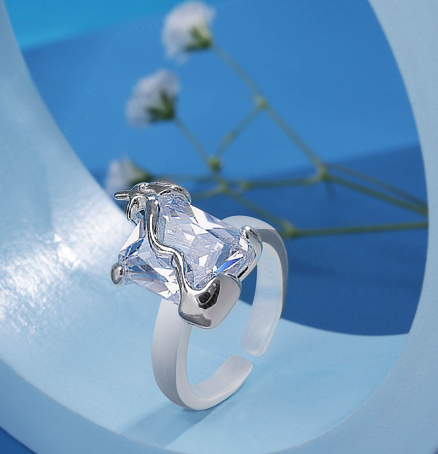 Silver Cluster Big Rectangle Women Fashion Ring Silvish
