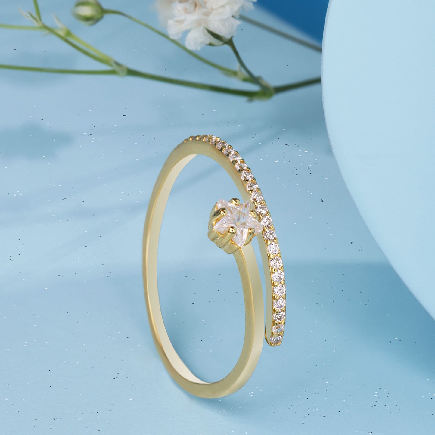 Gold Plated Open Rounded Staring Ring Silvish