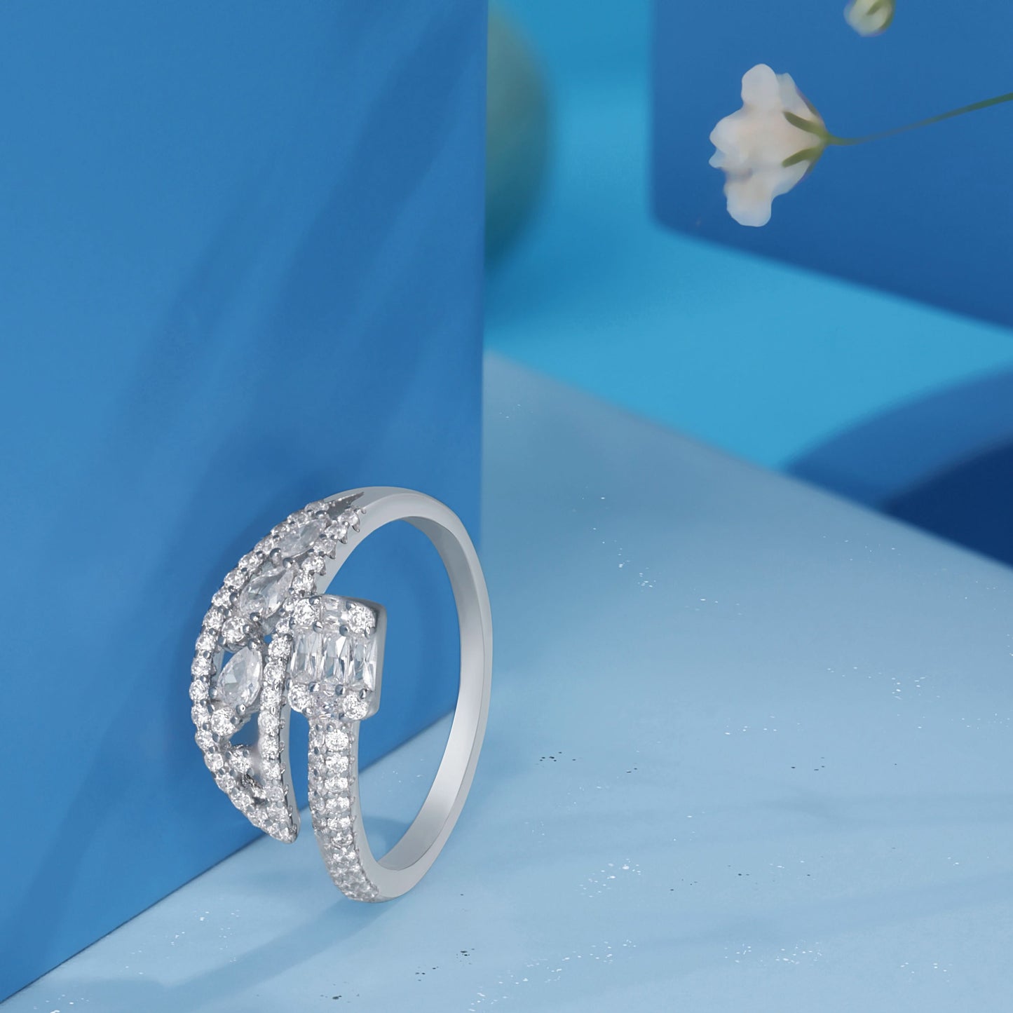 Silver Open Cut Rounded White Stone Ring
