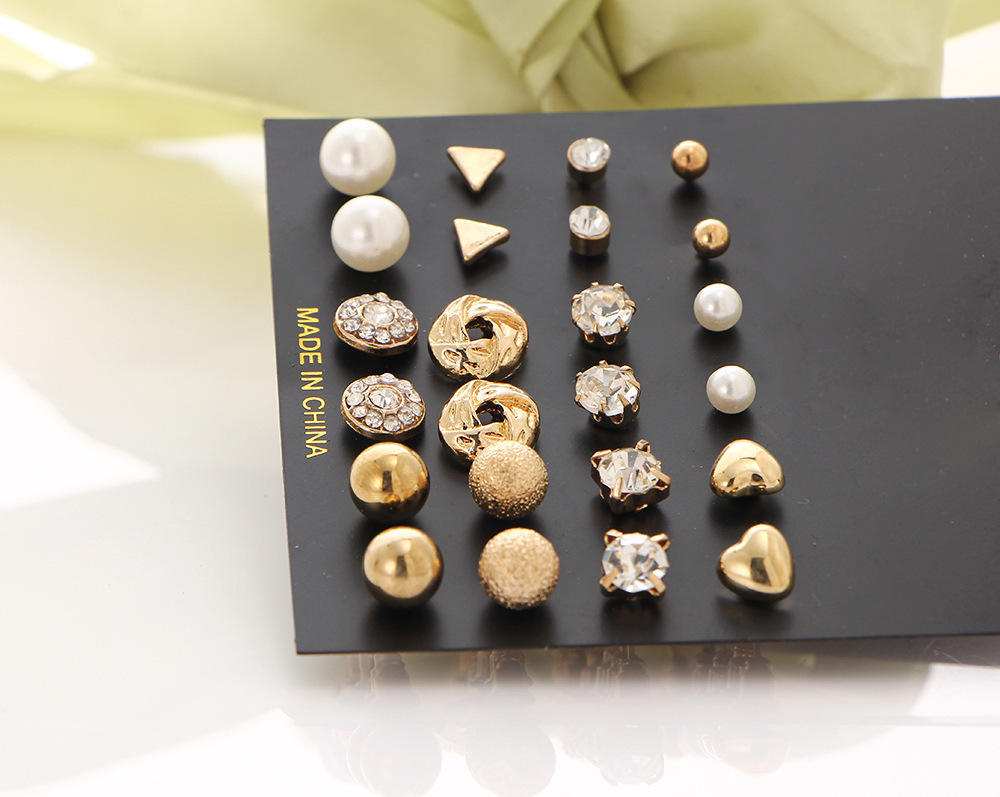 12 Pairs Crystal Heart Earring Set for Women Yiwu Zhuchai E-Commerce Firm