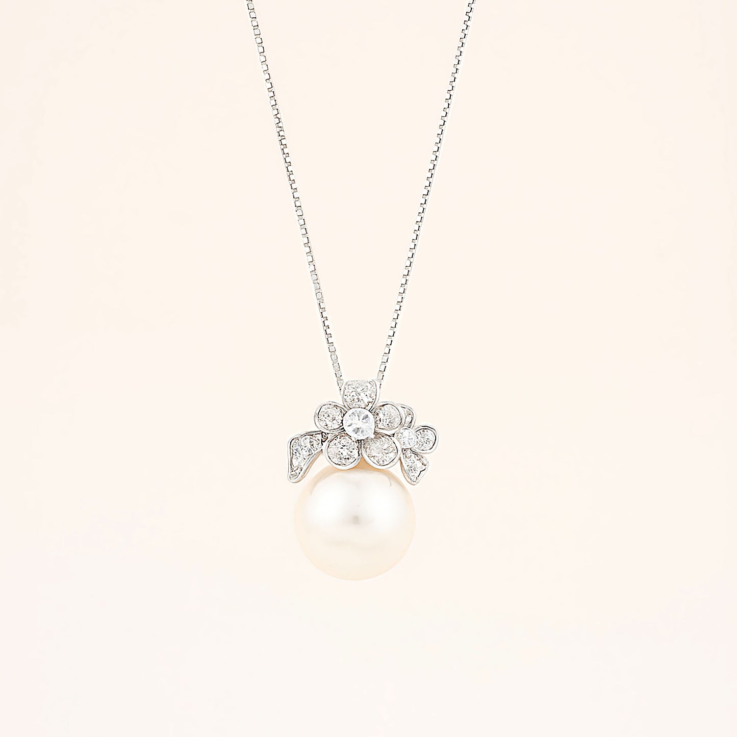 Silver Blossom Pearl Pendant