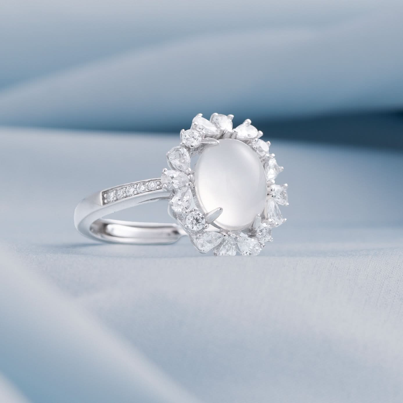 Silver Artemis Glow Ring