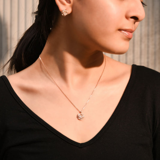 Rose Gold Beauty of Flowers Pendant Set Silvish