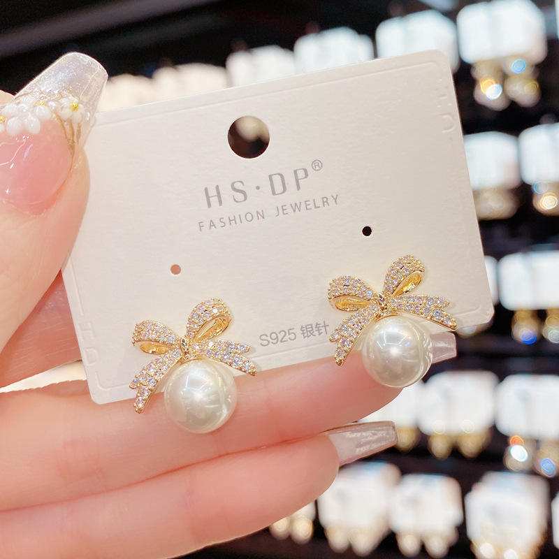 Golden Bow White Pearl Stud Earrings Yiwu Baochai E-Commerce Firm
