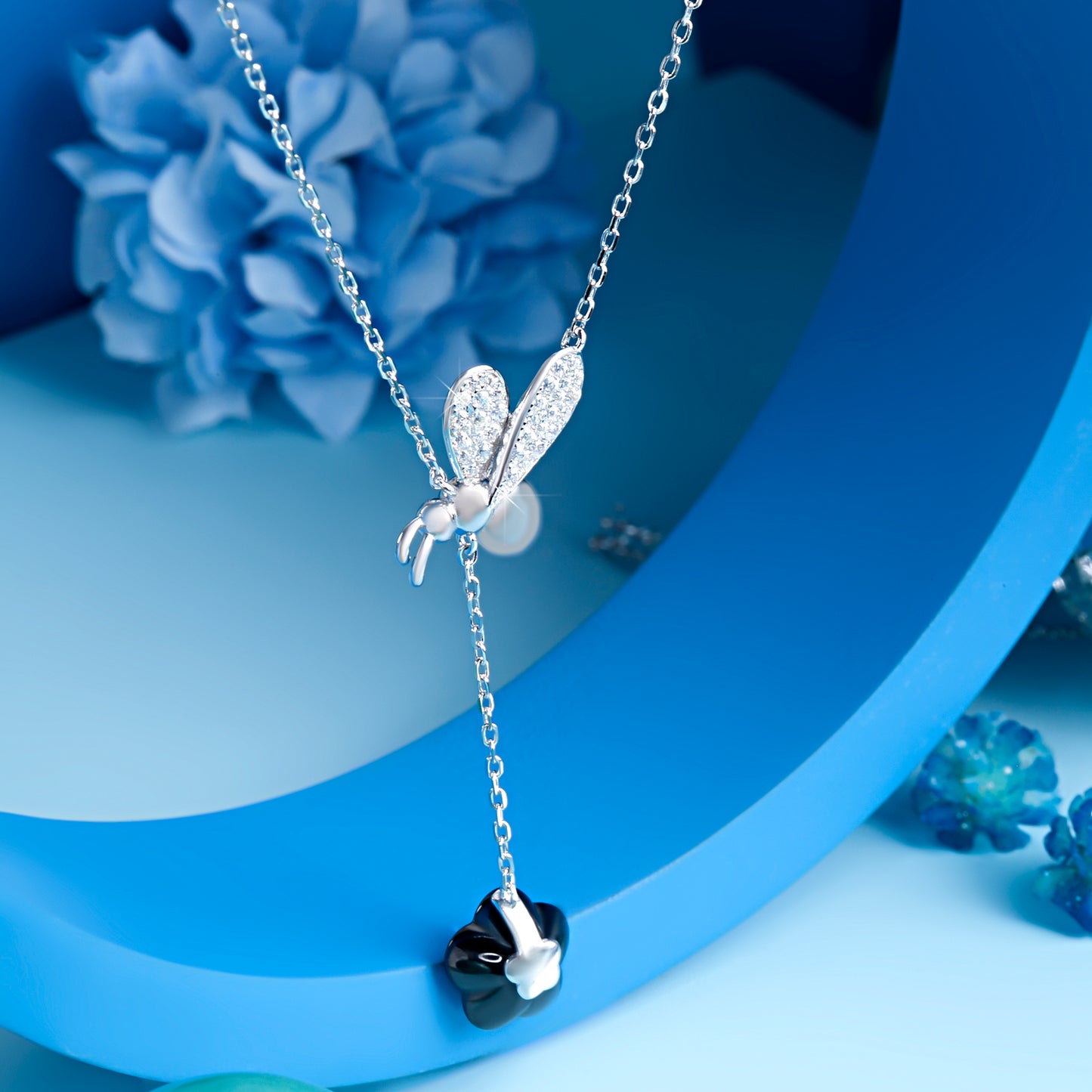 'Honeybee' Silver Pendant