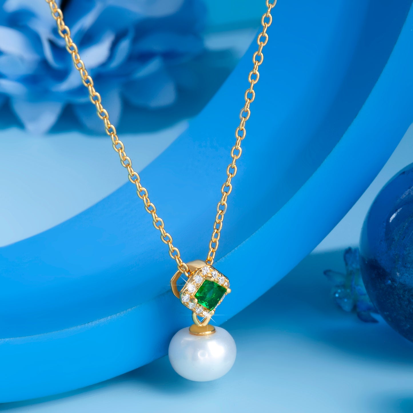 'Classic Grace Pearl' Gold Plated Pendant