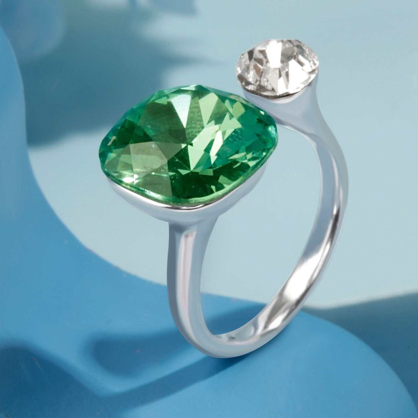 Silver Emerald Frost Ring