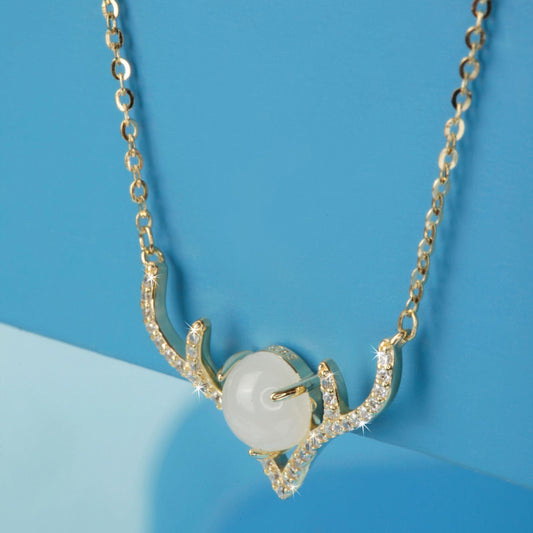 Gold Plated Exquisite Deer Pendant Silvish