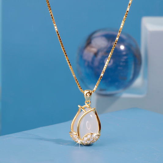 Gold Plated White MOP Golden Rosebud Pendant Silvish
