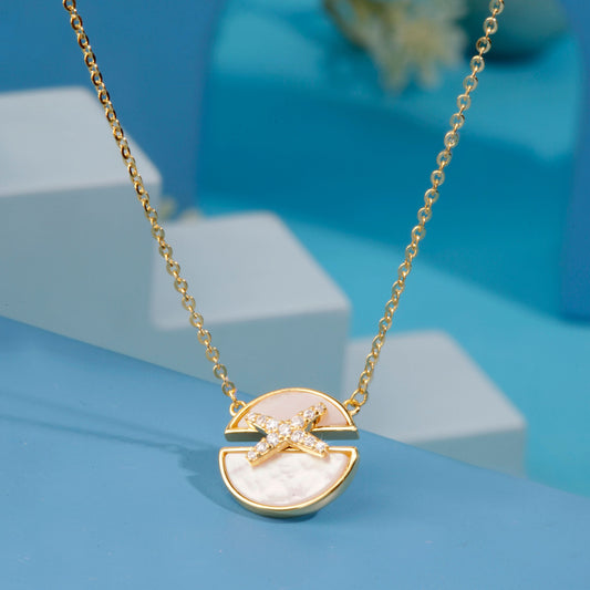 Gold Plated Jeux De Liens Harmony MOP Pendant Silvish