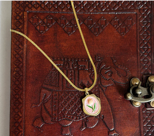 Gold Flat Chain Necklace with Pink Rose Pendant Hunan Haoyi Gift Co., Ltd.