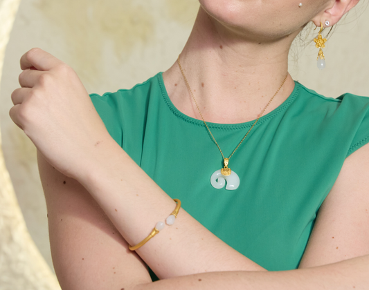 Gold Plated White Rose Bracelet Silvish