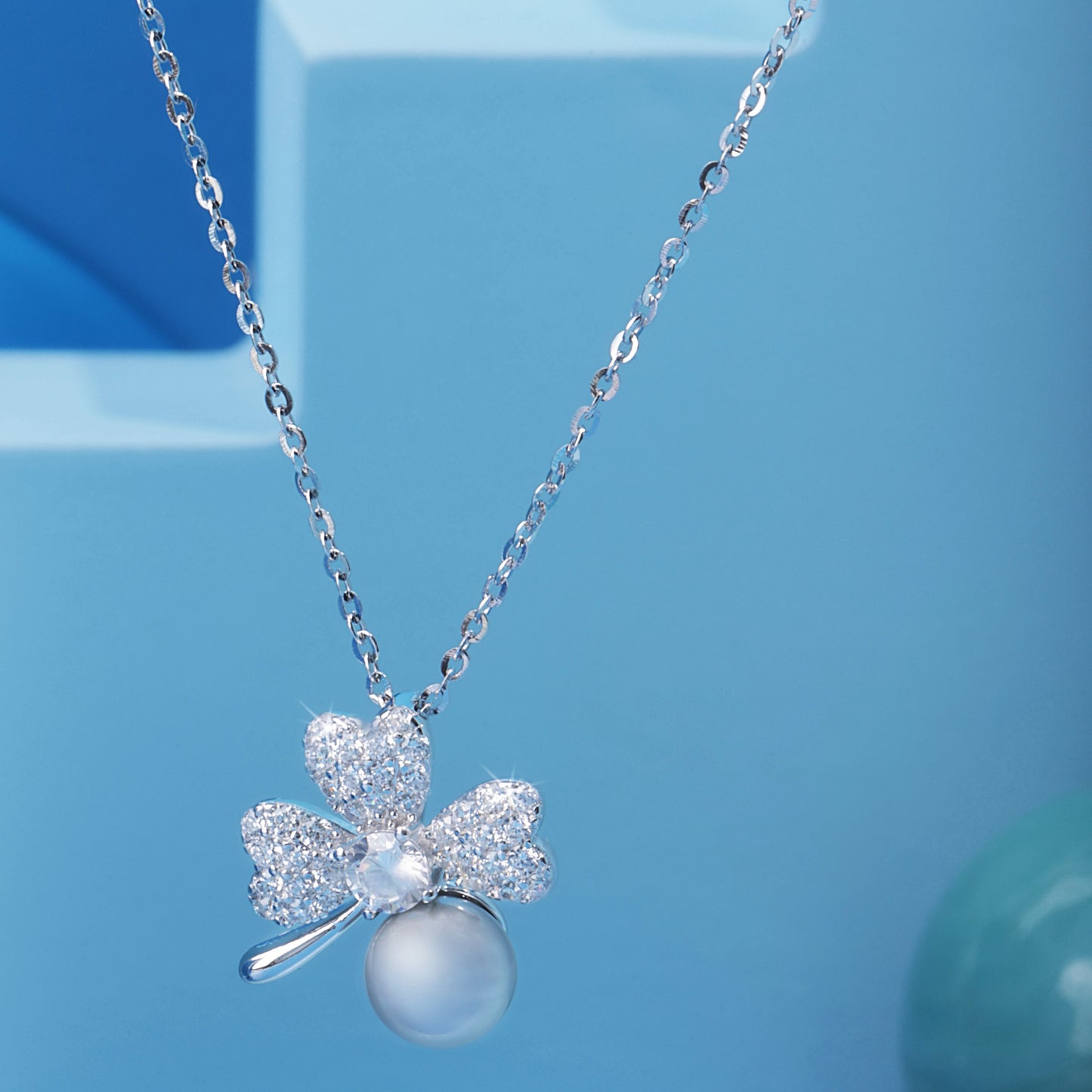 'Grey Pearl' Half Flower Silver Pendant