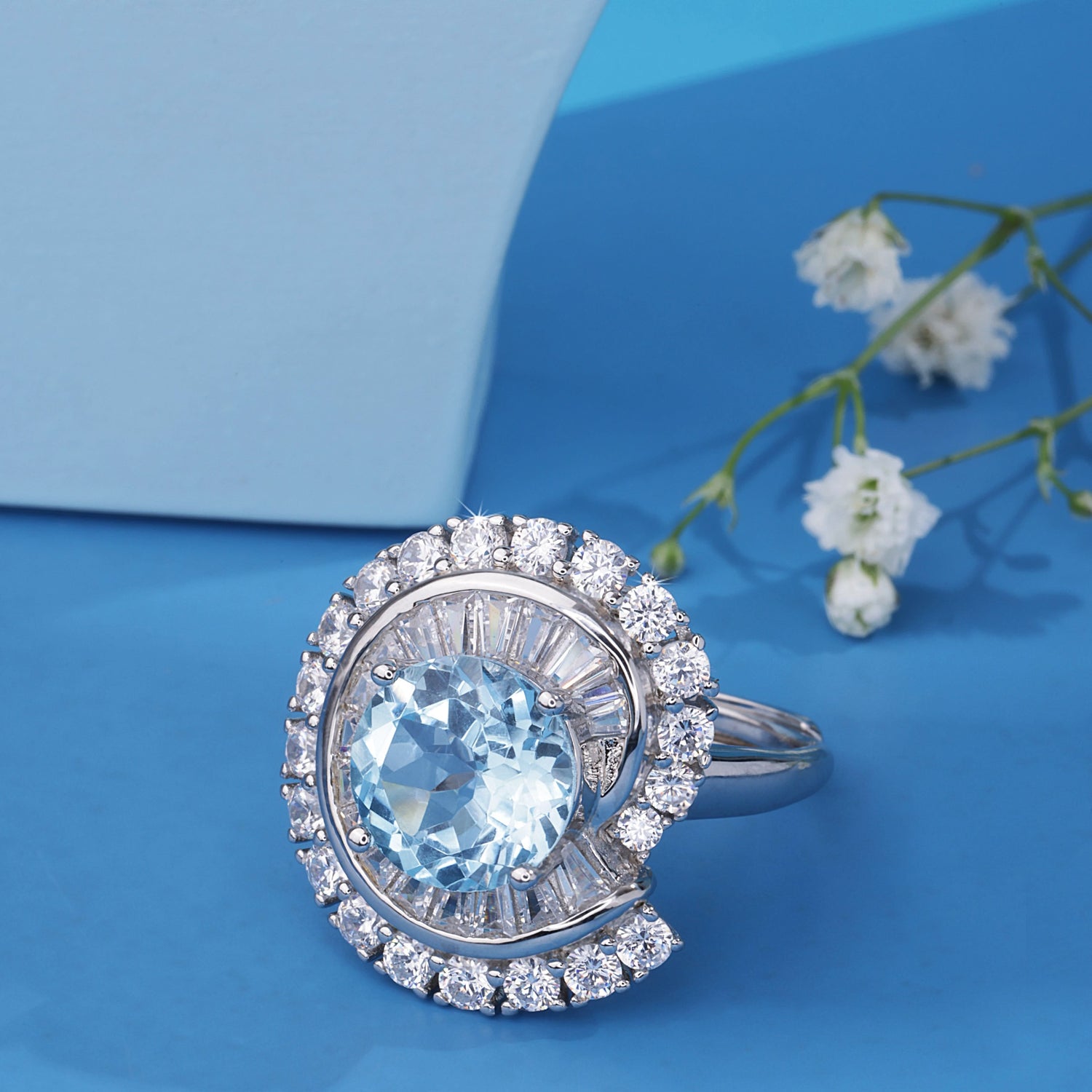 'Cerulean Circle' Silver Ring Silvish