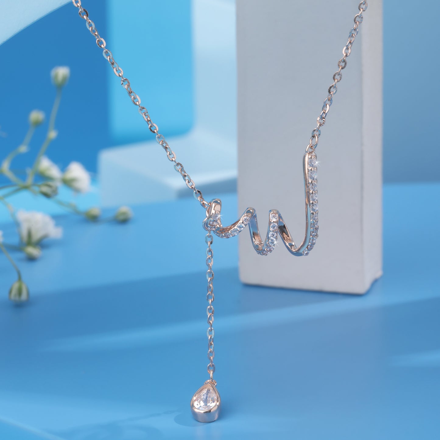 'Helix Rose' Gold Pendant