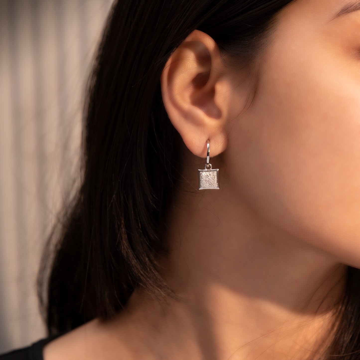 'Crystal Shining' Sqaure Earrings