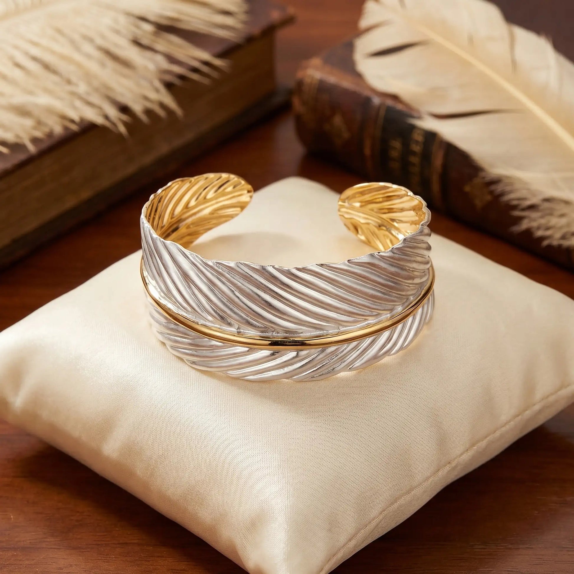 Dual-Tone Leaf Textured Cuff Bangle Yiwu Baochai E-Commerce Firm