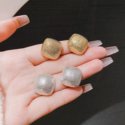 Matte Gold Square Stud Earrings Yiwu Zhuchai E-Commerce Firm (Individual Business)