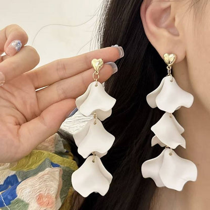 French White 'Love Earrings' Yiwu Baochai E-Commerce Firm