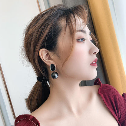 Exaggerated Geometric Pearl Earrings Yiwu Zhuchai E-Commerce Firm