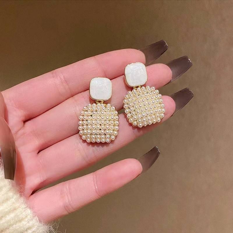 Pearl Cluster Drop Earrings with Square Stud Yiwu Baochai E-Commerce Firm