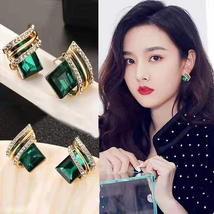 Crystal Square Diamond Wing Earrings for Women Yiwu Baochai E-Commerce Firm