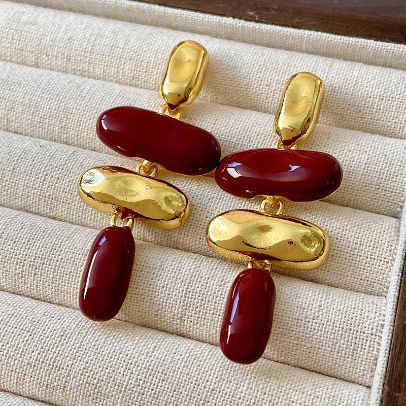 Red Stone Drop Earrings with Gold Detailing Hunan Haoyi Gift Co., Ltd.