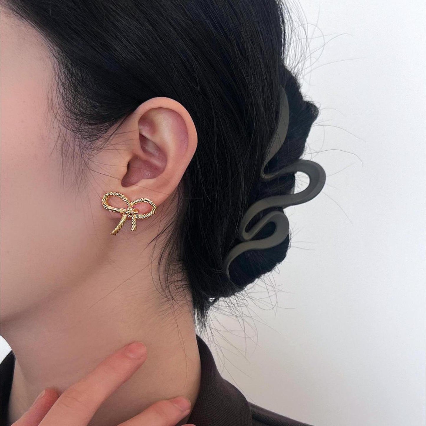 Gold Tone Rope Knot Stud Earrings for Women Yiwu Zhuchai E-Commerce Firm