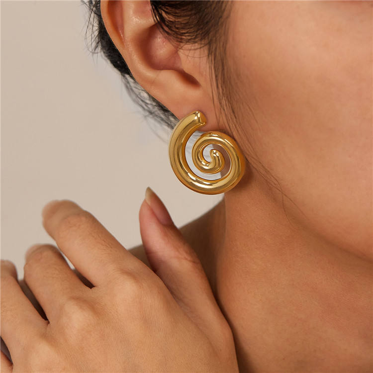 Gold Spiral Statement Earrings Yiwu Zhuchai E-Commerce Firm (Individual Business)