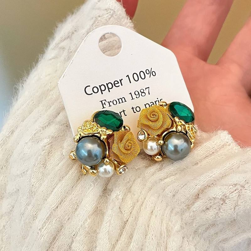 French Style Green Rose Earrings for Women Yiwu Baochai E-Commerce Firm