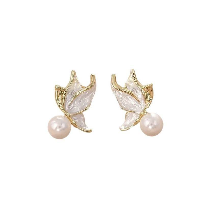 French Style Butterfly Pearl Stud Earrings for Women Yiwu Baochai E-Commerce Firm