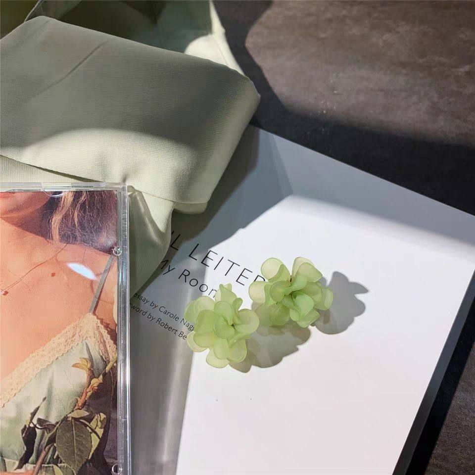 Acrylic Flower Petal Earrings Yiwu Baochai E-Commerce Firm