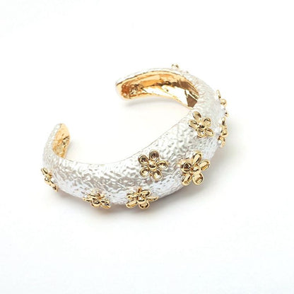 Hammered Silver & Gold Floral Cuff Bangle Yiwu Baochai E-Commerce Firm