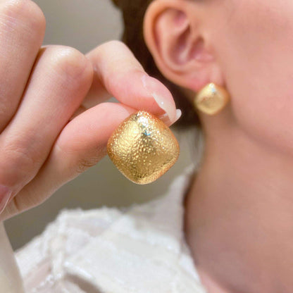 Matte Gold Square Stud Earrings Yiwu Zhuchai E-Commerce Firm (Individual Business)