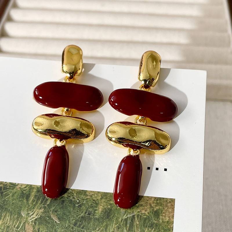 Red Stone Drop Earrings with Gold Detailing Hunan Haoyi Gift Co., Ltd.