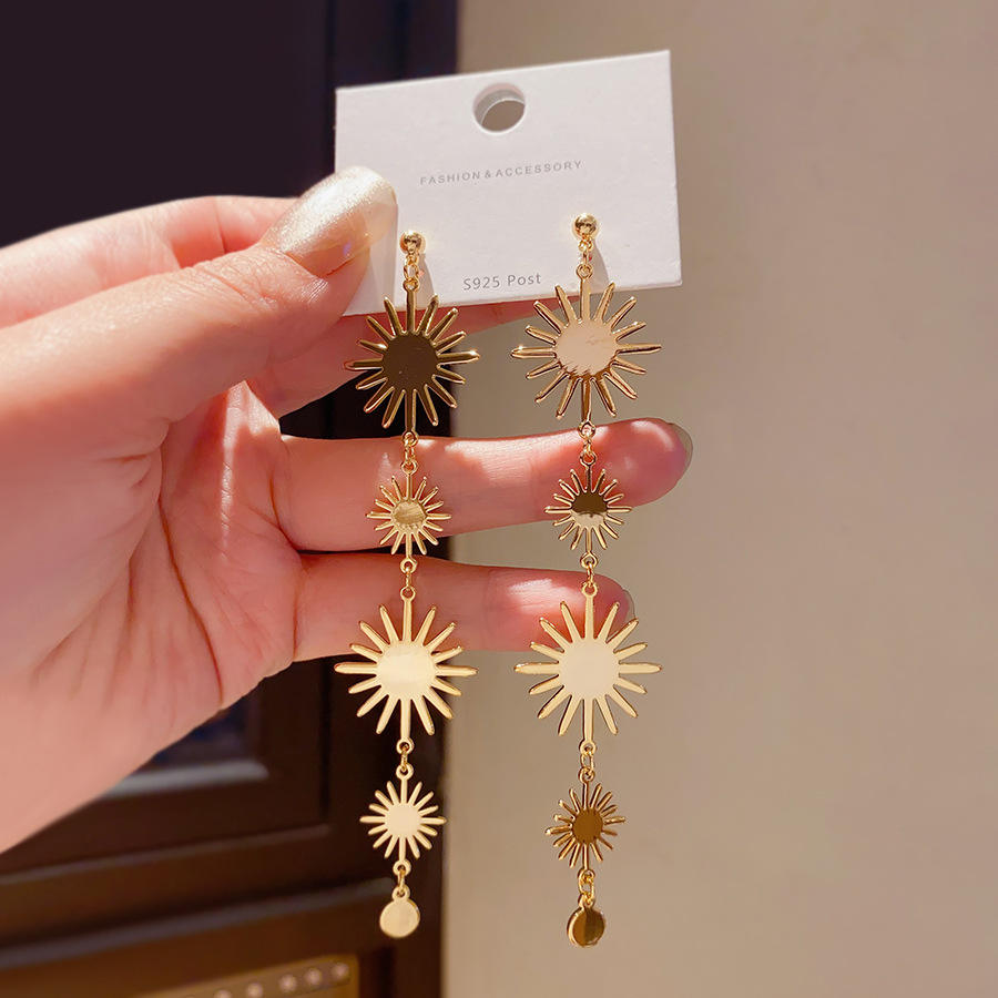 Gold Celestial Charm Earrings with Star & Moon Drops Hunan Haoyi Gift Co., Ltd.