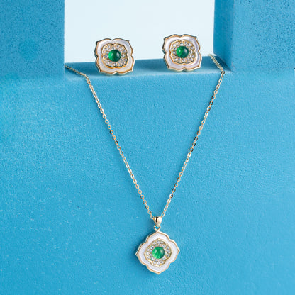 Regalia Fleur Gold Plated Pendant Set