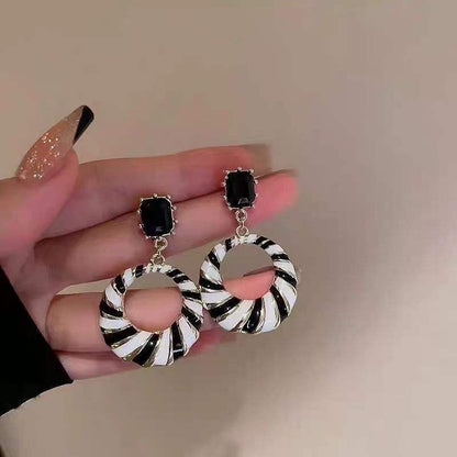 Leopard Print Round Hoop Earrings