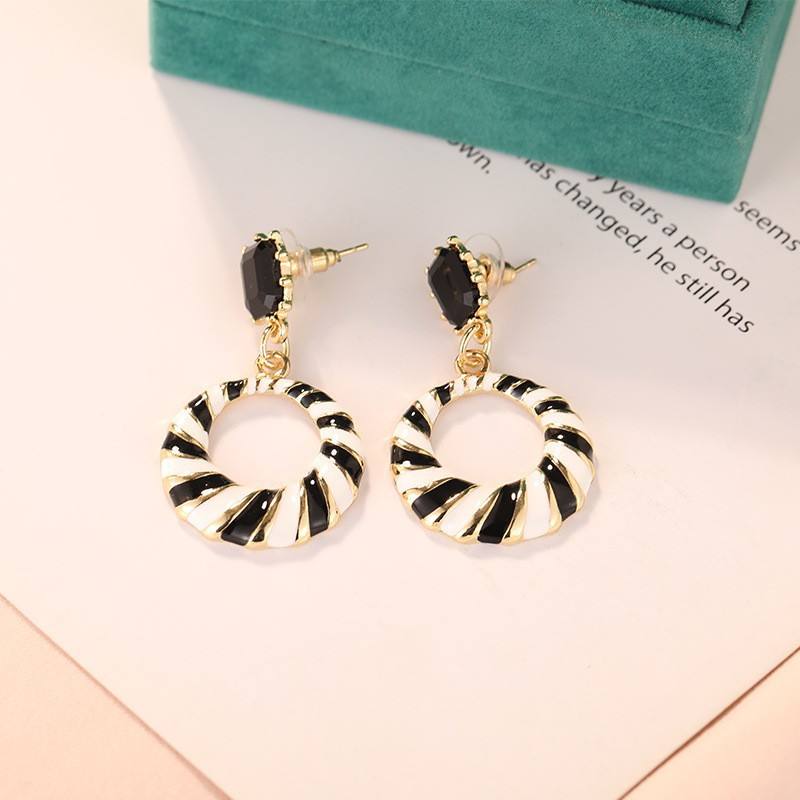 Leopard Print Round Hoop Earrings