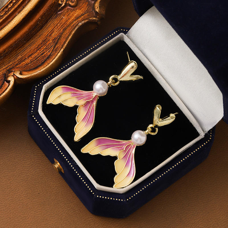 Gold heart pearl mermaid tail drop earrings