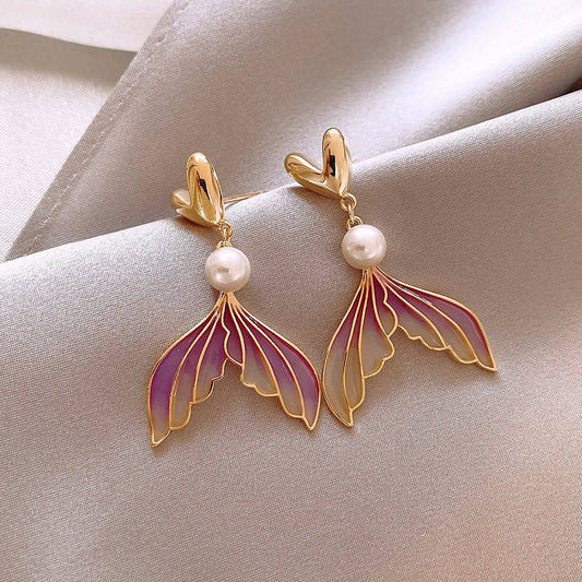Gold heart pearl mermaid tail drop earrings
