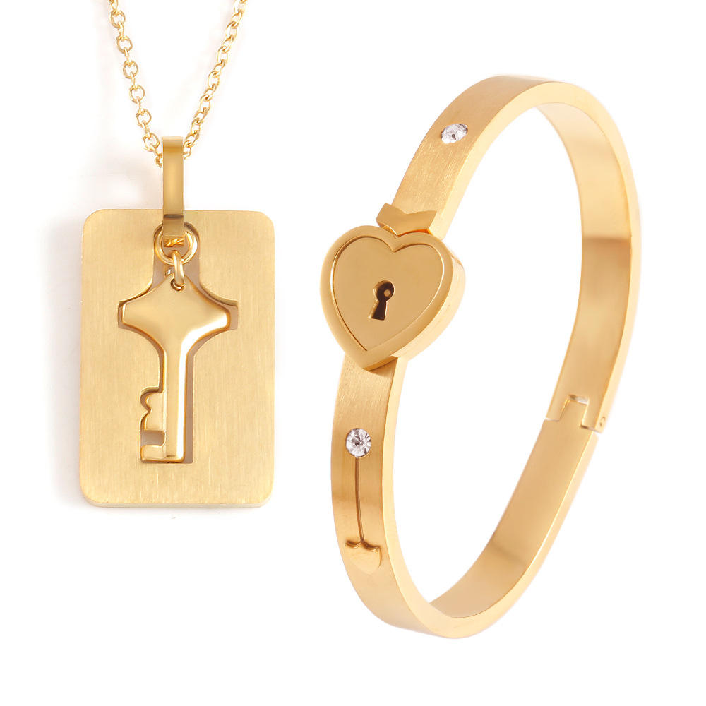 Couple Lock & Key Jewelry Set for Women & Men