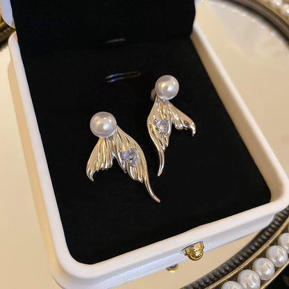 Mermaid Tail Love Pearl Earrings