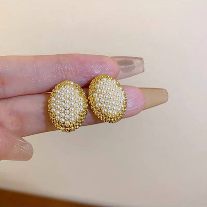 Vintage Oval Pearl Stud Earrings
