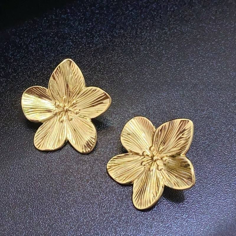 Five-Petal Flower Earrings for Women Yiwu Baochai E-Commerce Firm