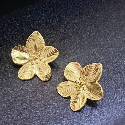 Five-Petal Flower Earrings for Women Yiwu Baochai E-Commerce Firm