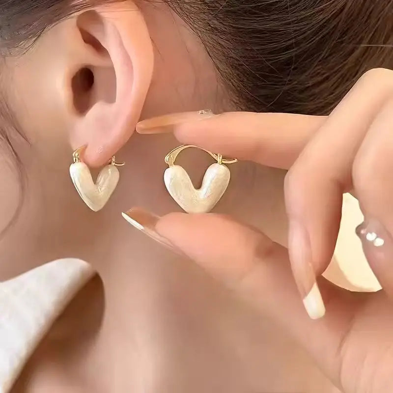 Rose Enamel Heart Earrings Yiwu Baochai E-Commerce Firm