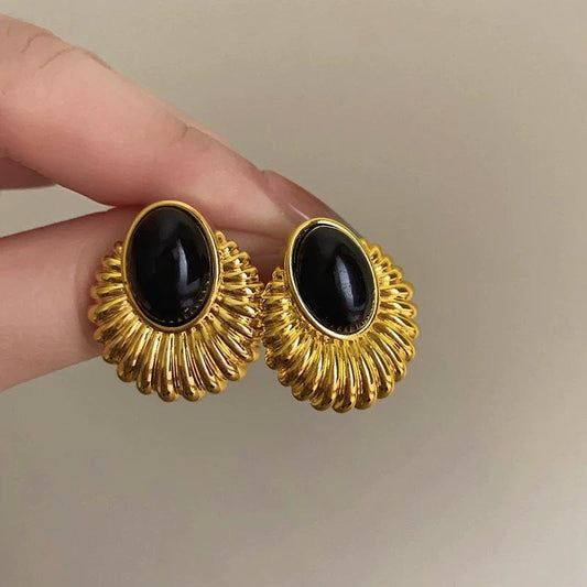 French Retro Black Stone Earrings